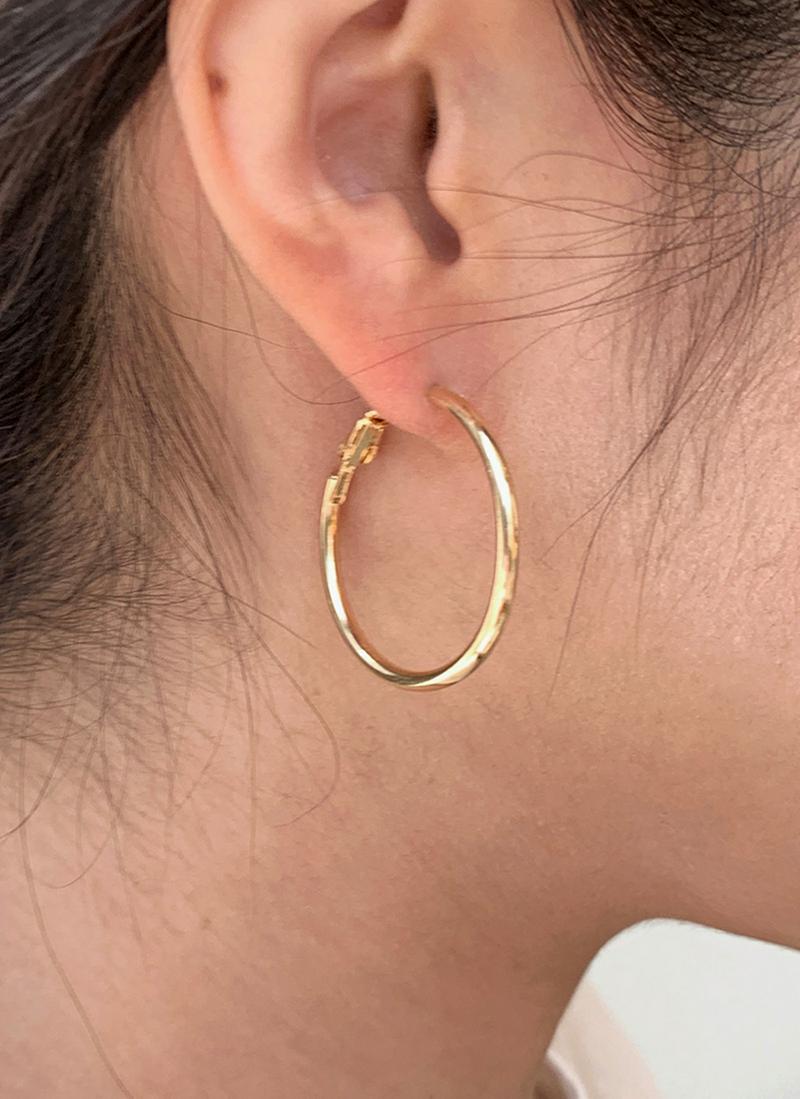 ビッグスリムフープピアス・全2色