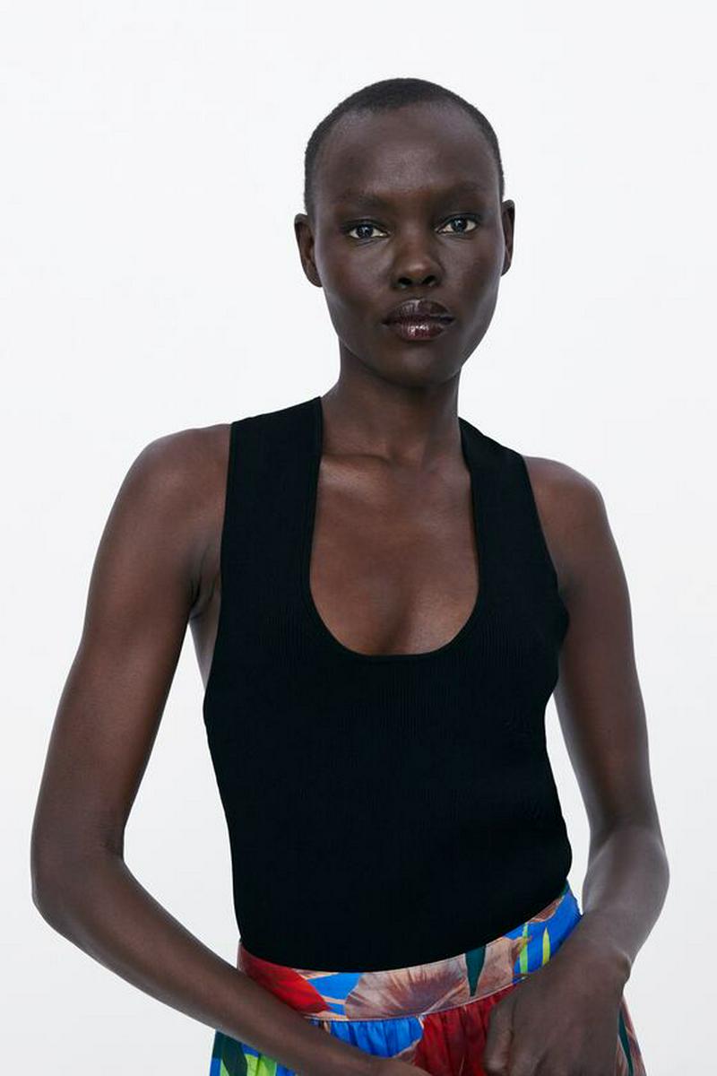 TOP WITH BACK KNOT