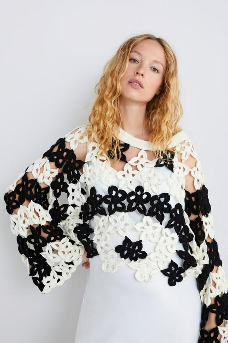 LIMITED EDITION フラワー柄クロシェ編みセーター