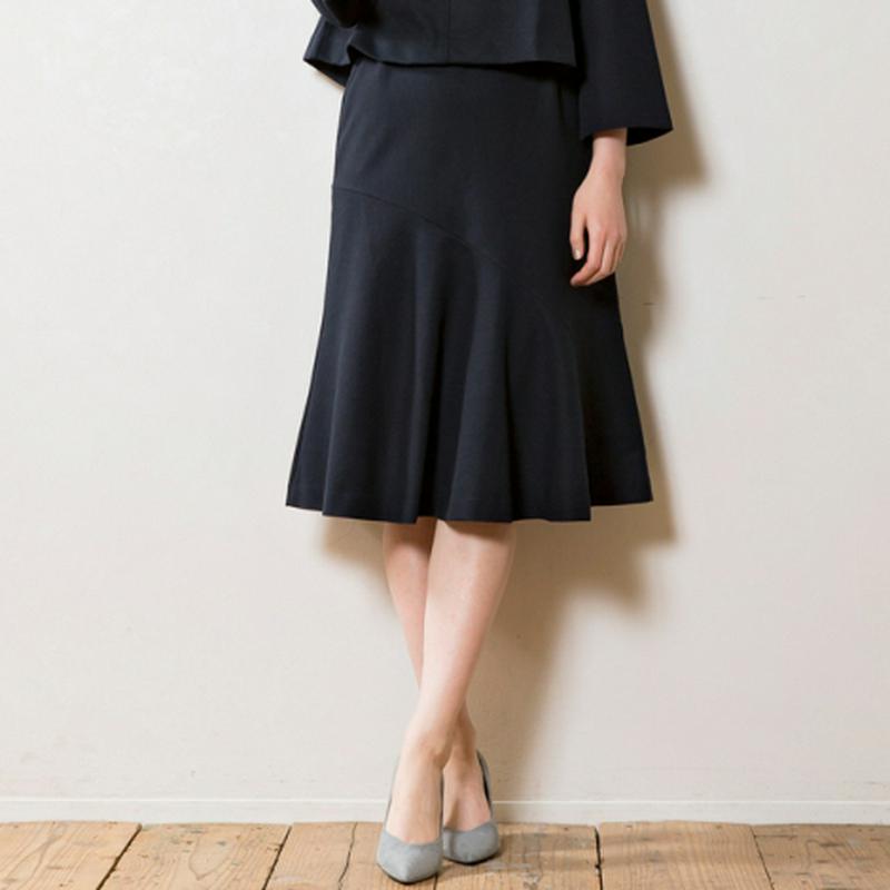 アシンメトリーフレアスカート