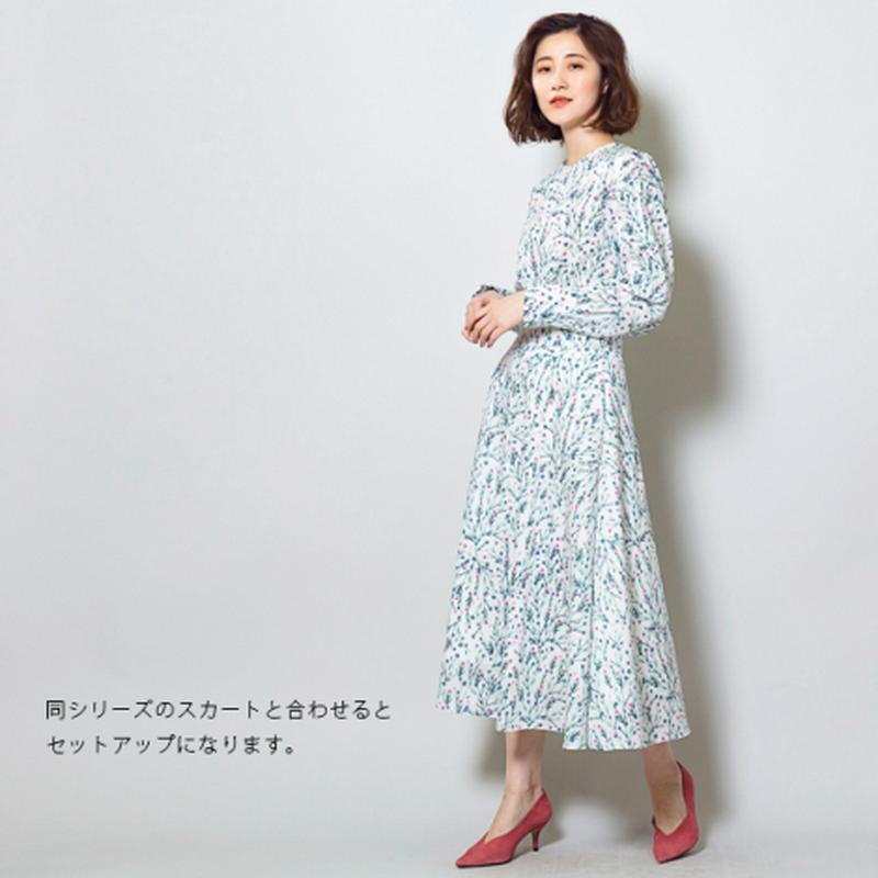 カーネーション ブラウス