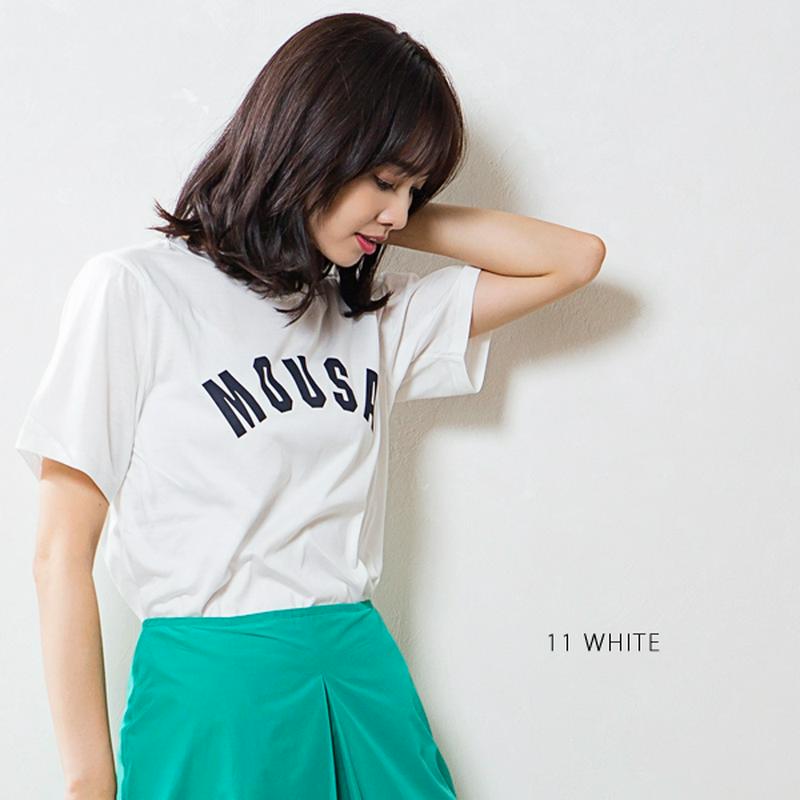 オーバーシルエットが可愛いMOUSAロゴTシャツ