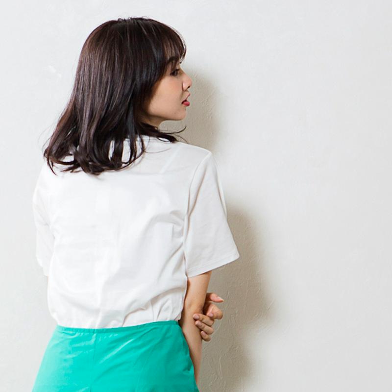 オーバーシルエットが可愛いMOUSAロゴTシャツ