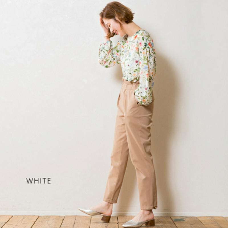 フラワープリントブラウス