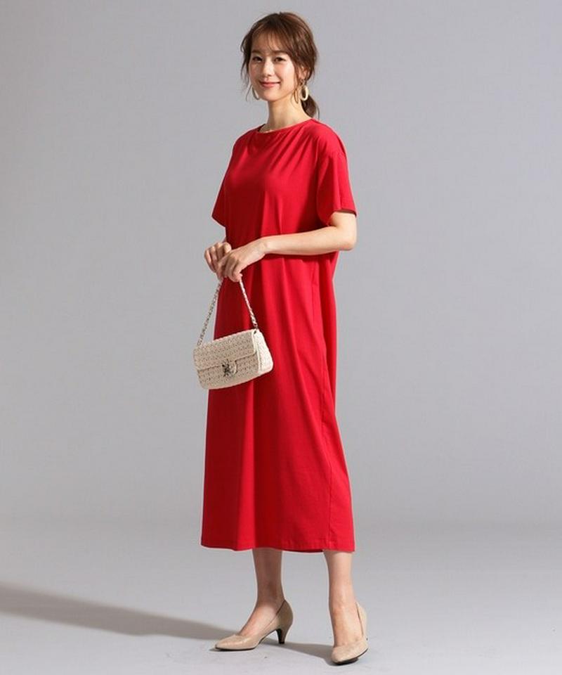 バックツイスト ドレス