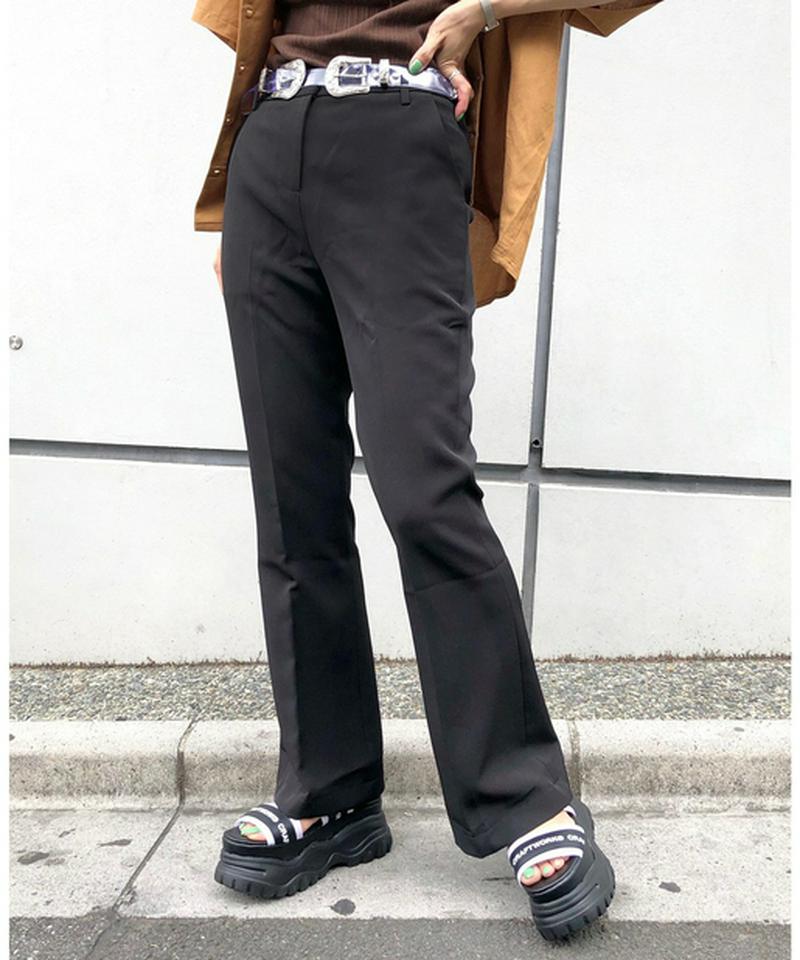 フレアープレスパンツ