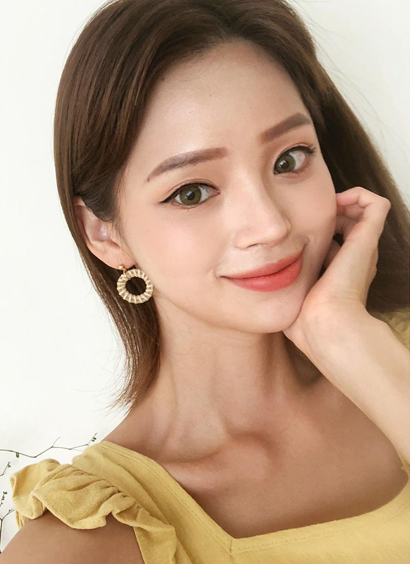 ストローサークルピアス・全1色