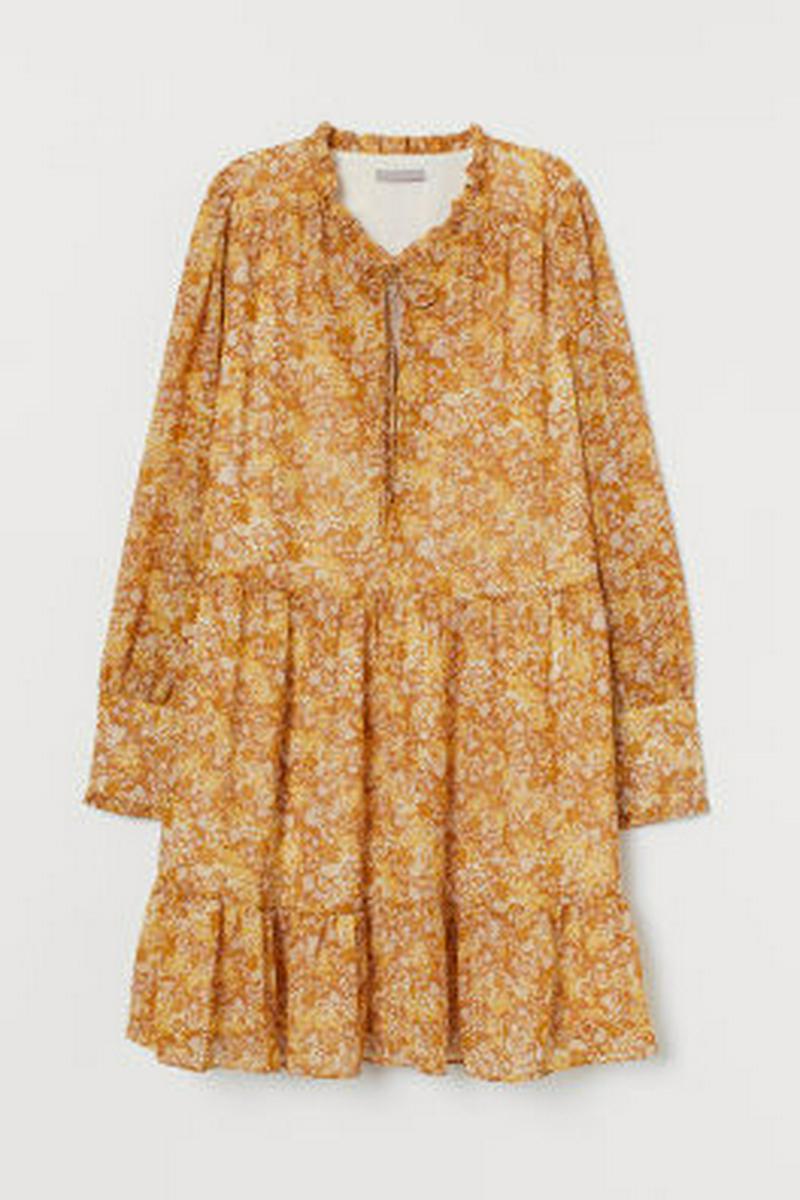 シフォンワンピース