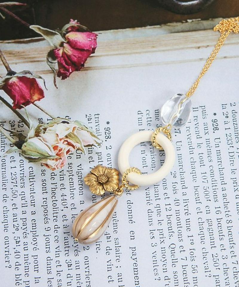 K14GF　ウッドリング×フラワーネックレス　キナリ