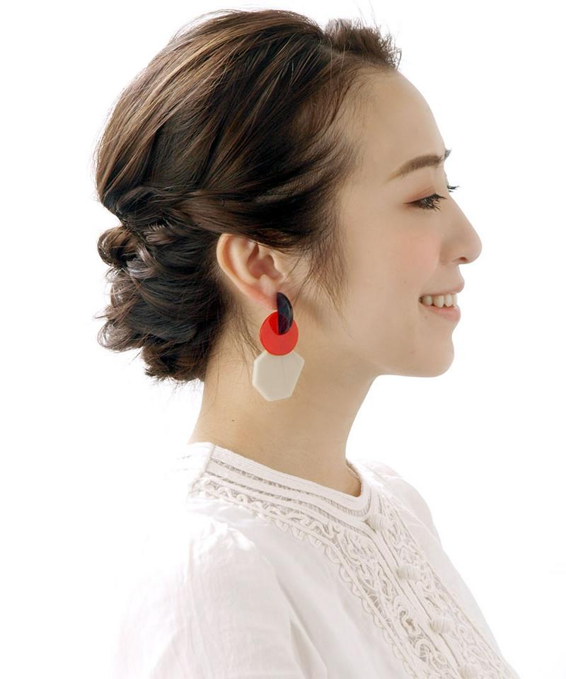 ◆SALE◆デザインプレートビッグピアス ボリューム大ぶり ワンポイント モダン モード ユニーク 大人カジュアル デイリー チタンポスト P1683 レディース 大人っぽい シンプル かわいい