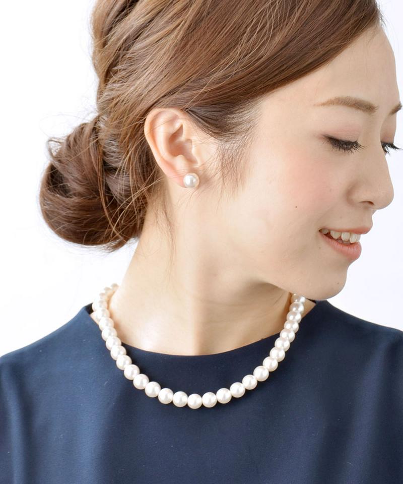 ★ネコポス送料無料★一粒パールピアス(10mm) シンプル ホワイト グレー エレガント デイリー 結婚式 二次会 チタンポスト