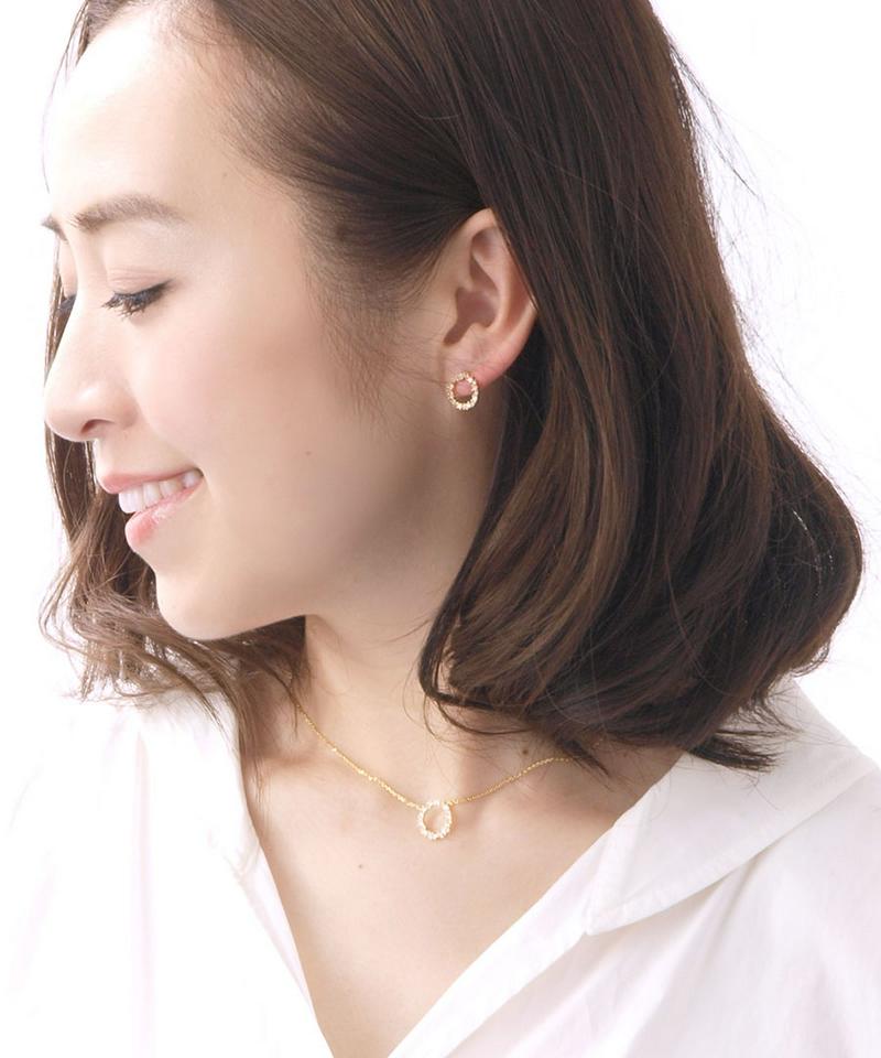 ＊ゆうパケット送料無料＊サークルストーンピアス エレガント 上品 小ぶり 結婚式 パーティー アクセサリー プレゼント ギフト P1653 レディース 大人っぽい シンプル かわいい おしゃれ【mbgt】