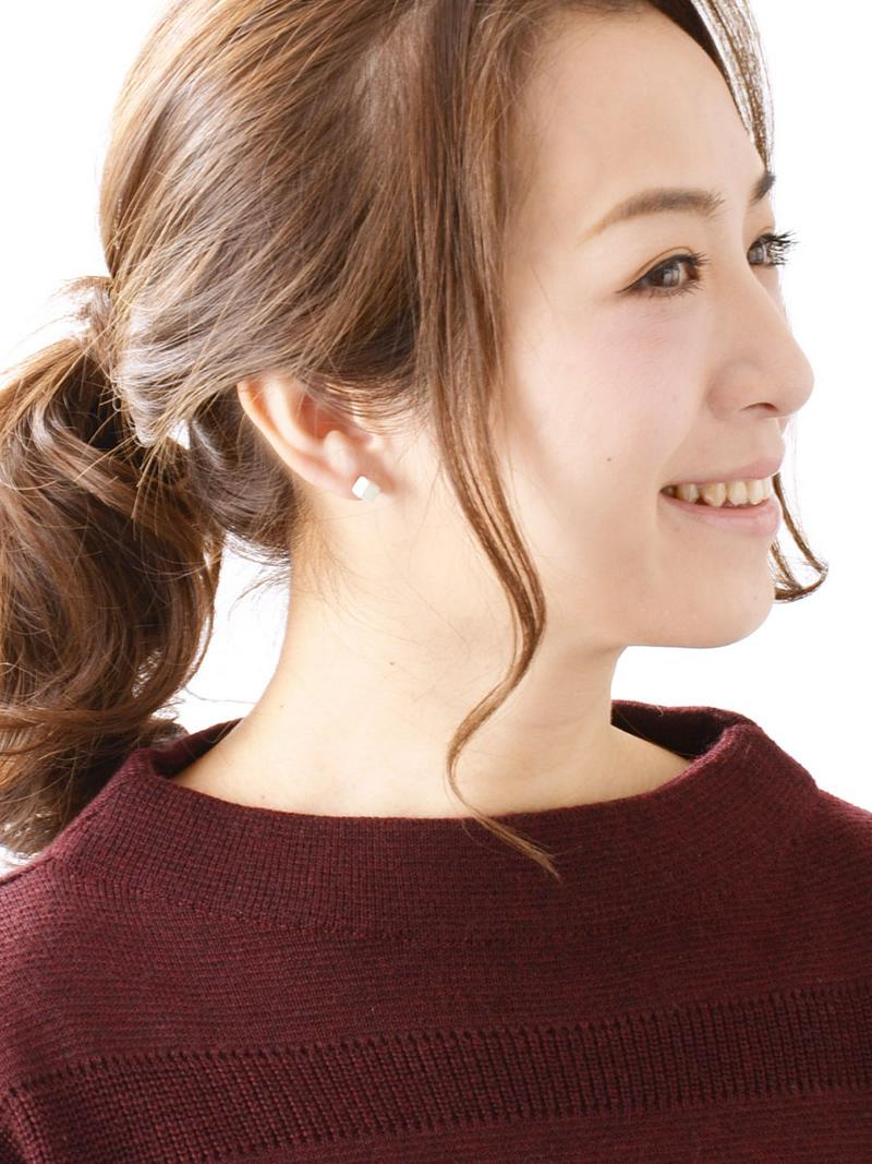 ミニキューブピアス シンプル 小ぶり 立体 ミニサイズ チタンポスト PS-4 レディース 大人っぽい かわいい 大人カジュアル