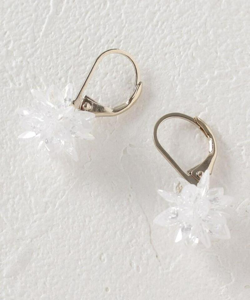 フラワーキュービックフレンチピアス