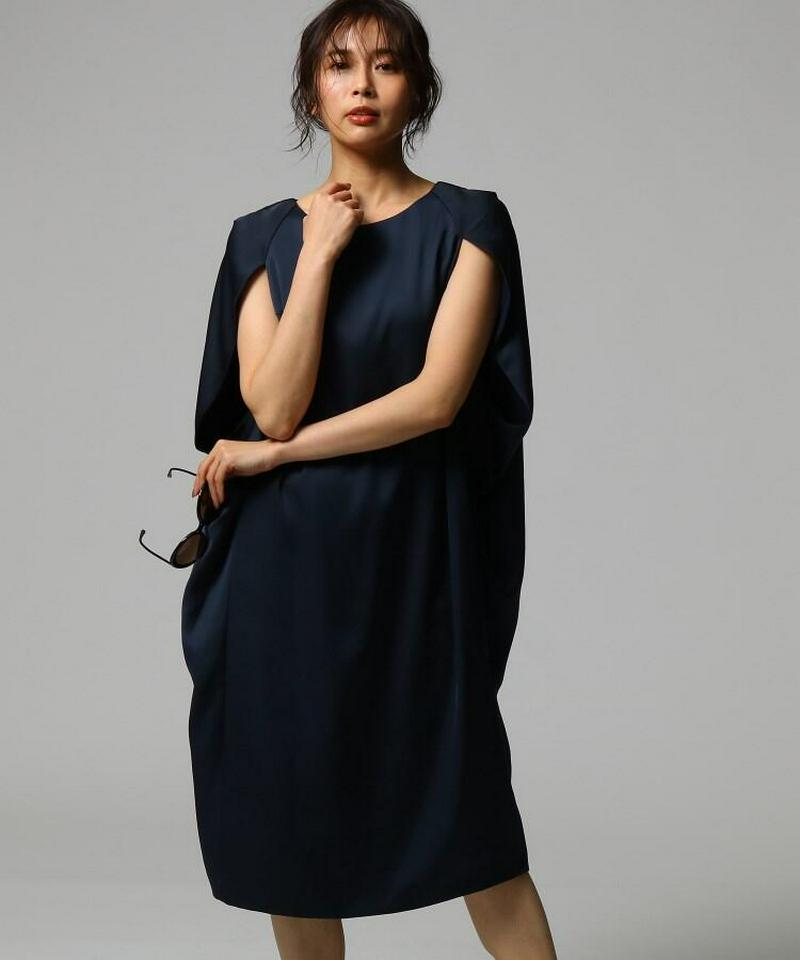 ドレープサテンワンピース