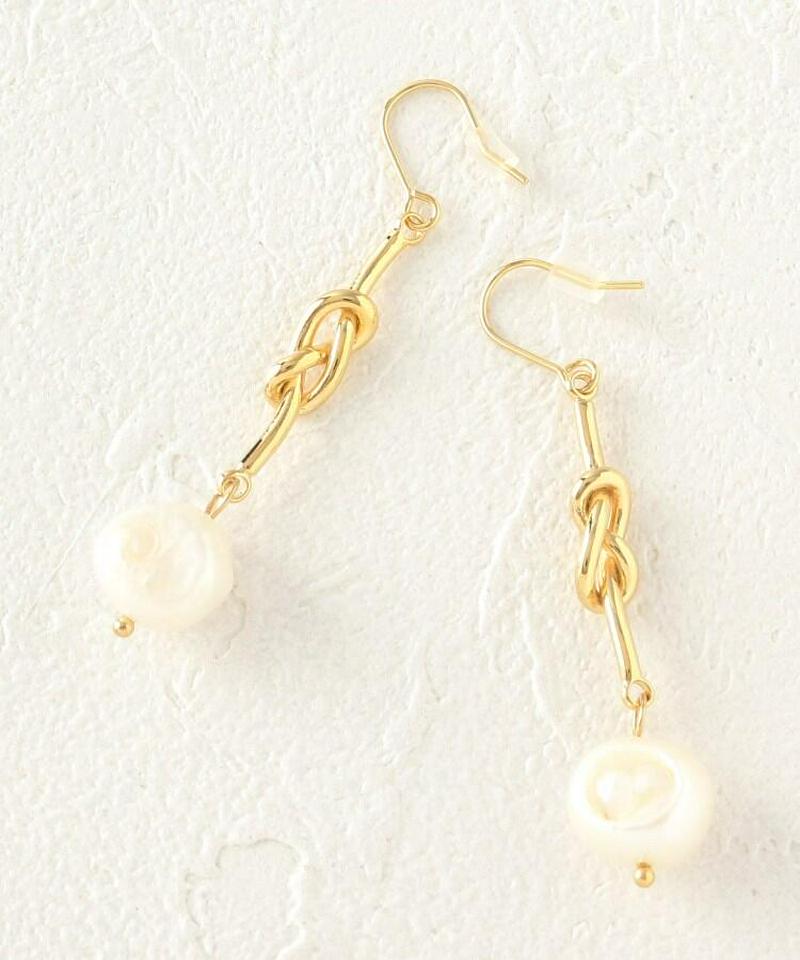 淡水パールノットピアス
