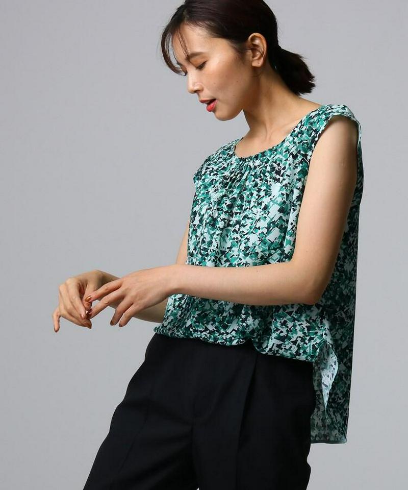 【洗える】カレイドスコーププリントブラウス