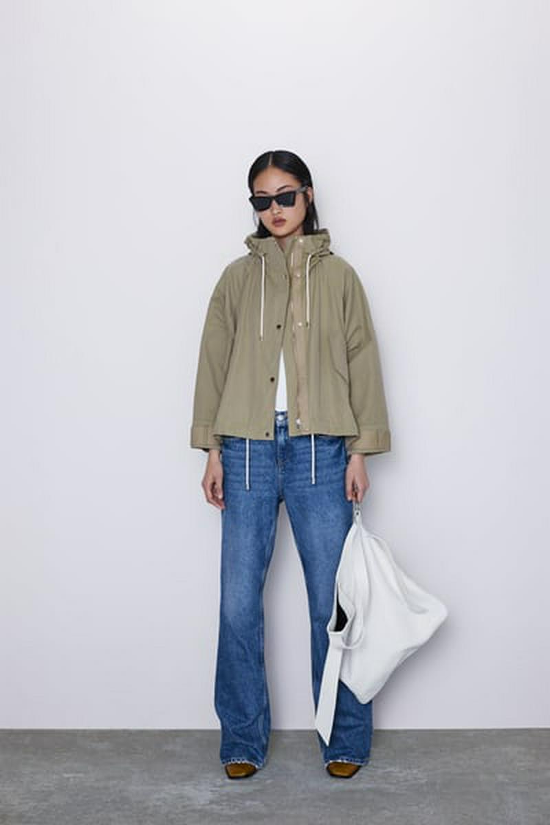 フード付きオーバーサイズジャケット