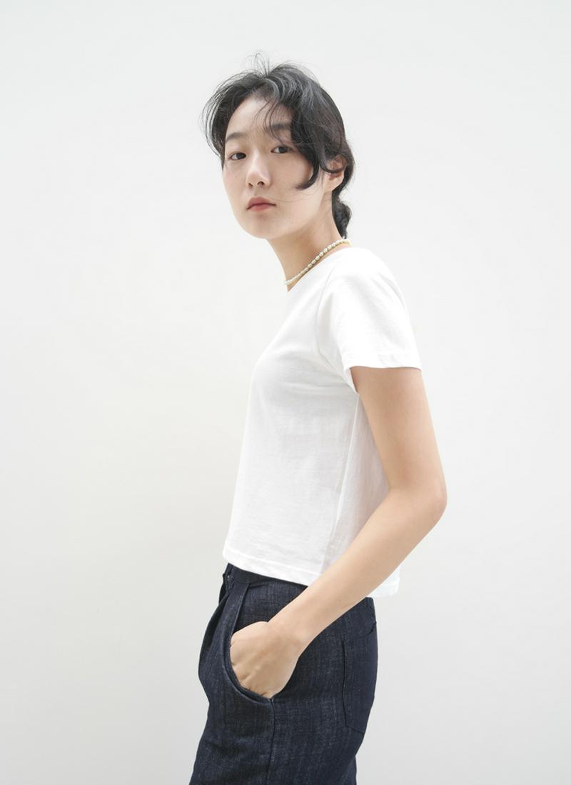 クロップドコットンTシャツ