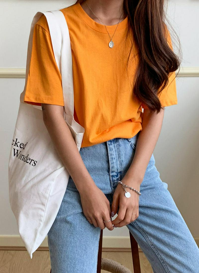 ラウンドネック半袖Tシャツ