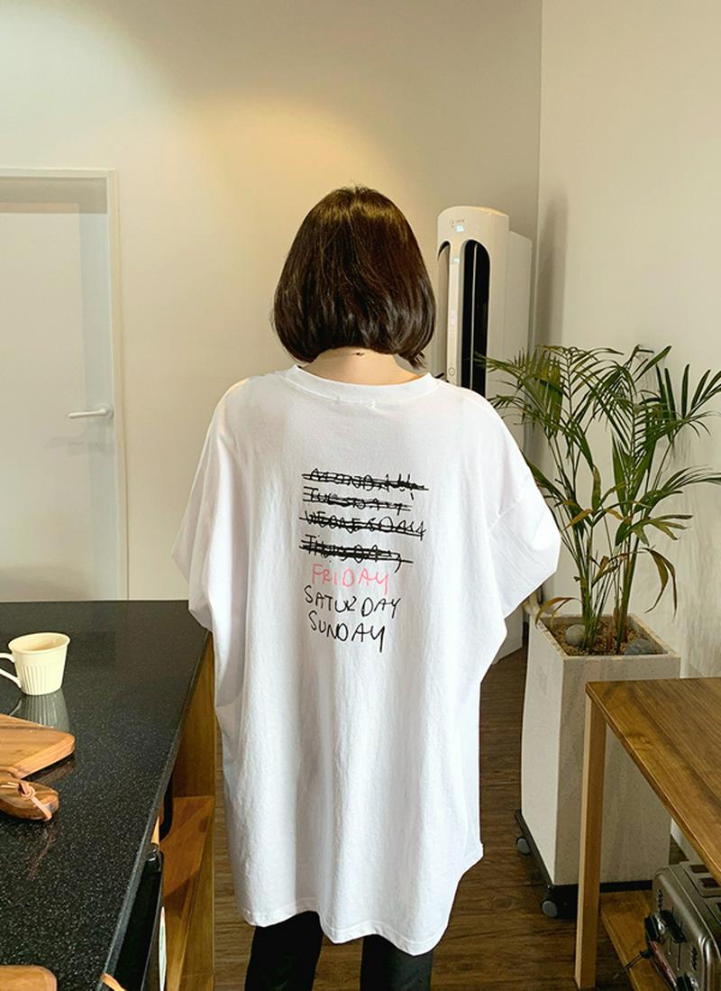 バックWEEKレタリングTシャツ