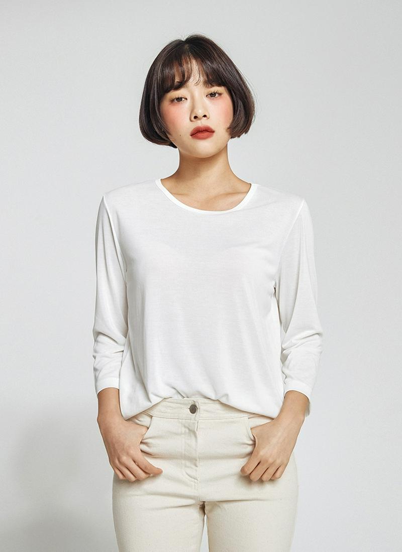 モダール混ラウンドネックTシャツ(アイボリー)