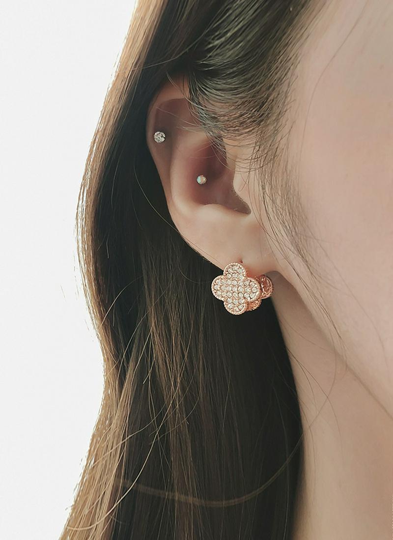 キュービックフラワーミニピアス