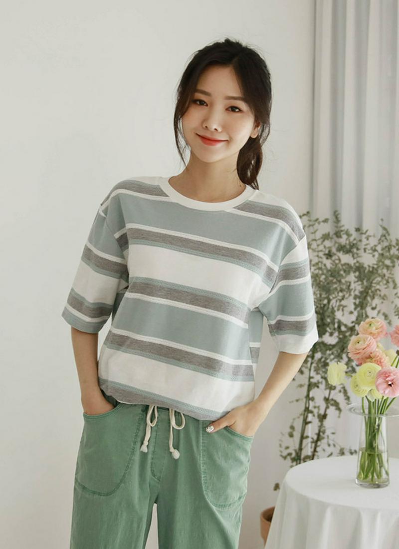 オーバーフィットマルチボーダーTシャツ