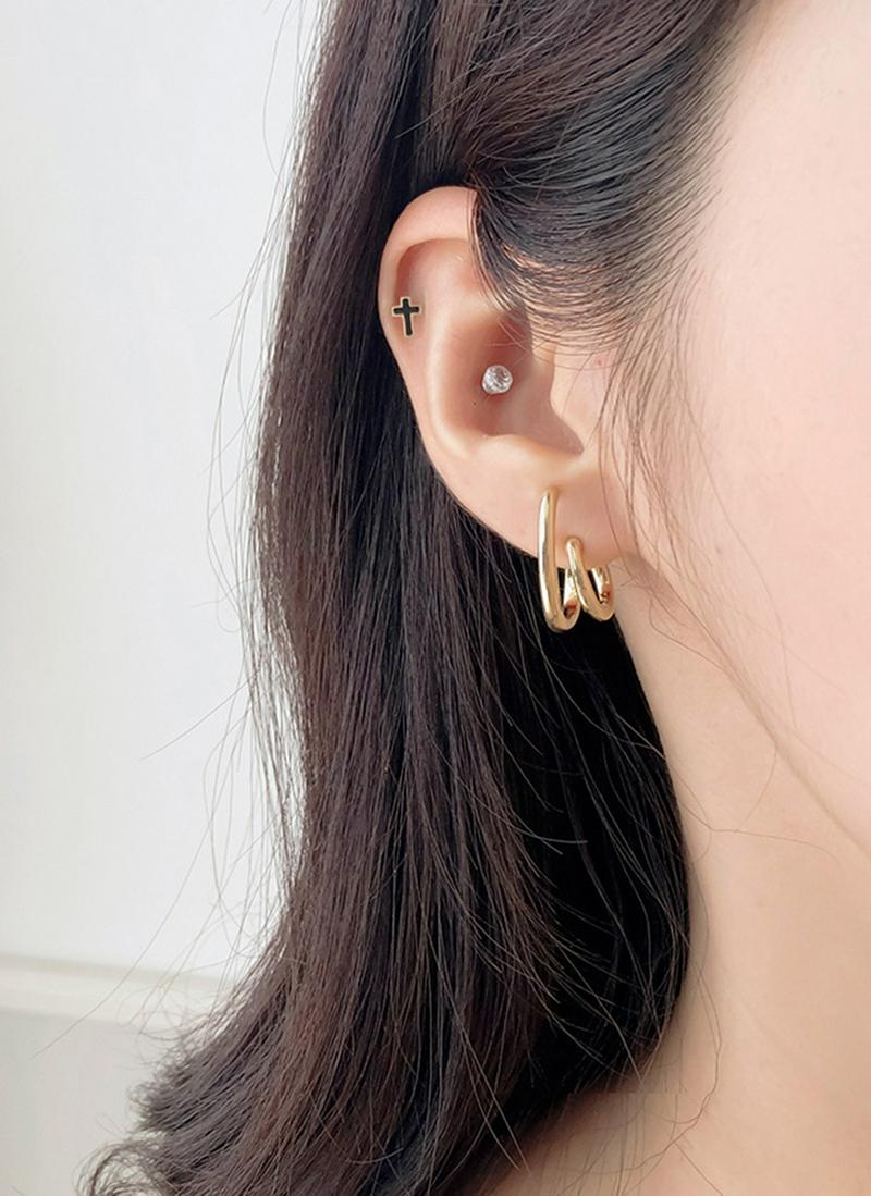 ダブルカーブピアス