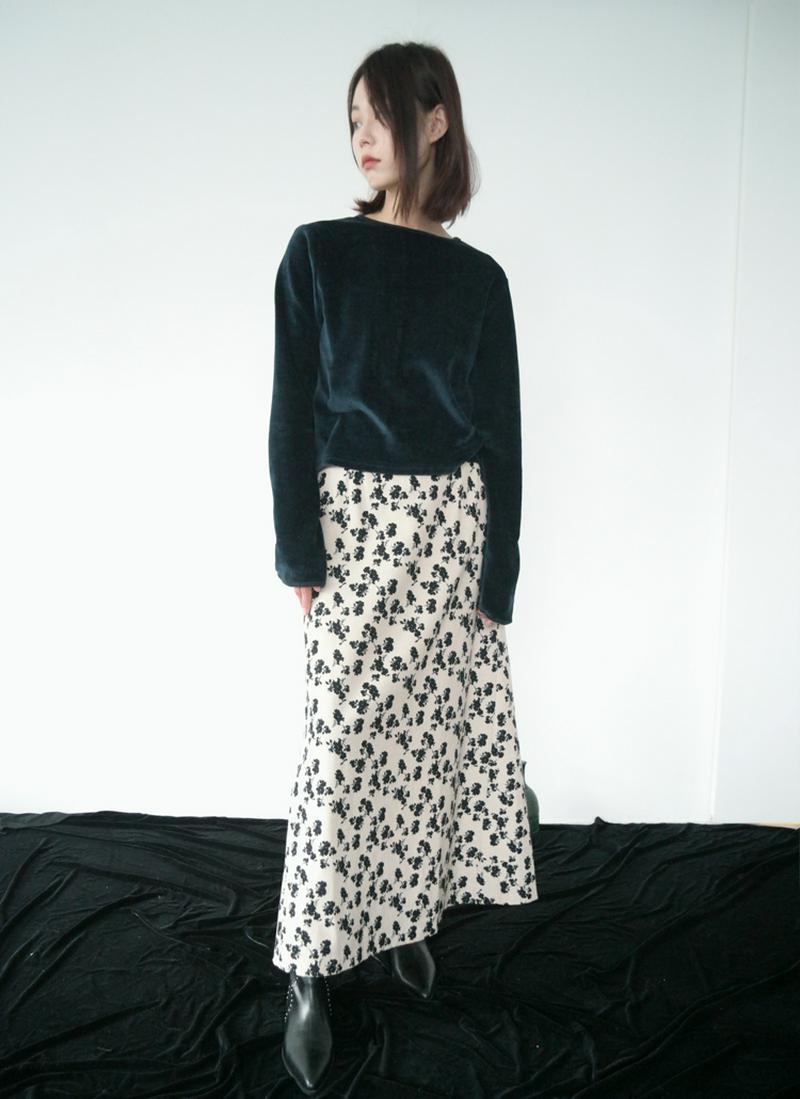 ソフトベロアセミクロップドTシャツ