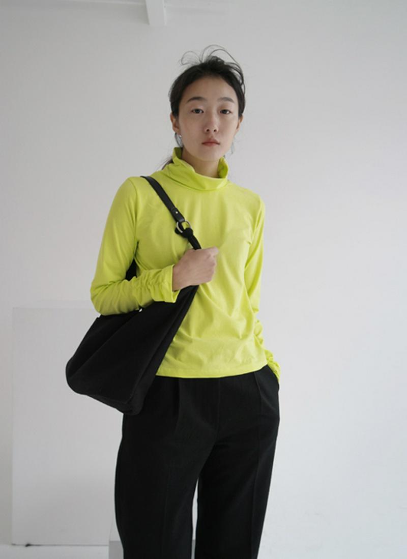 シャーリングスリーブTシャツ