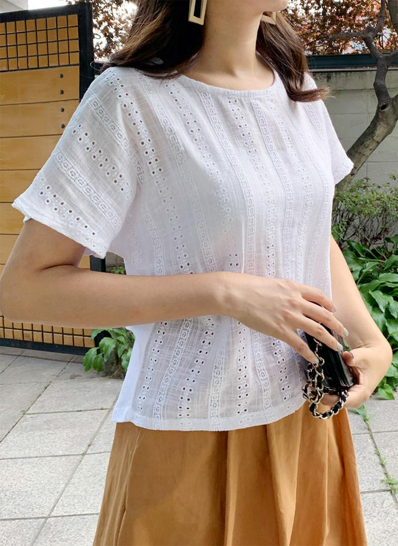 フロントアイレットTシャツ・全3色