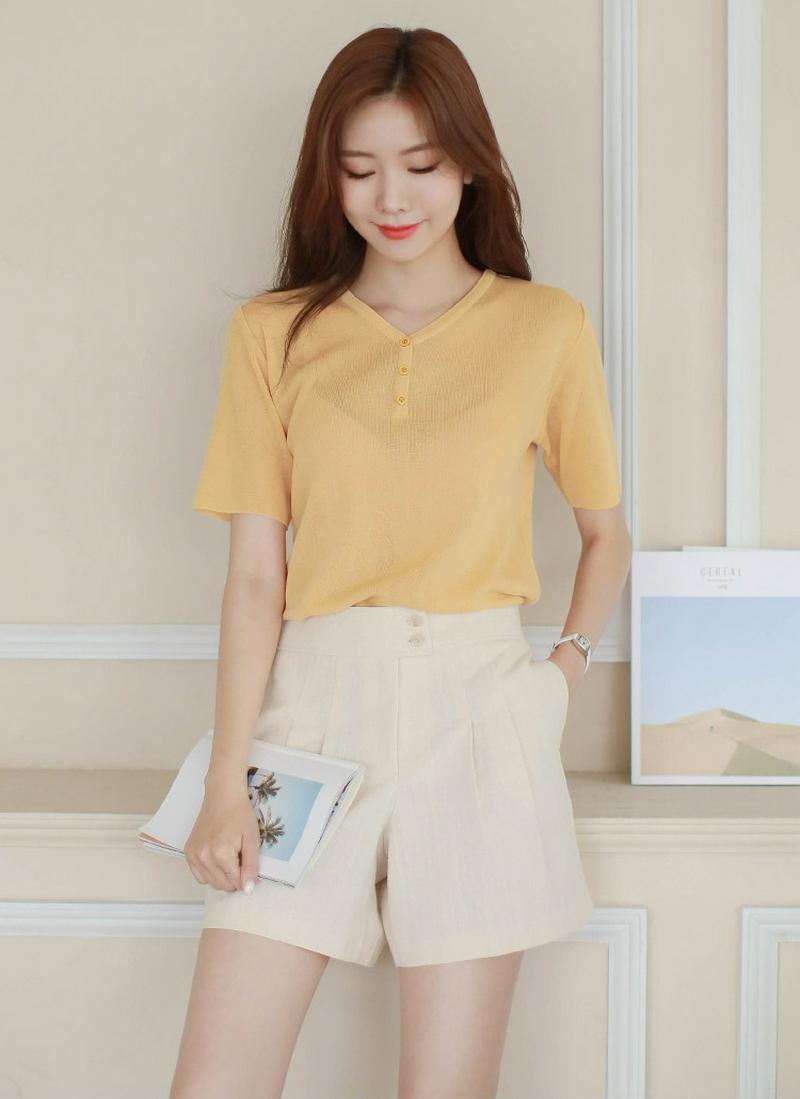 Vネックボタンサマーニット