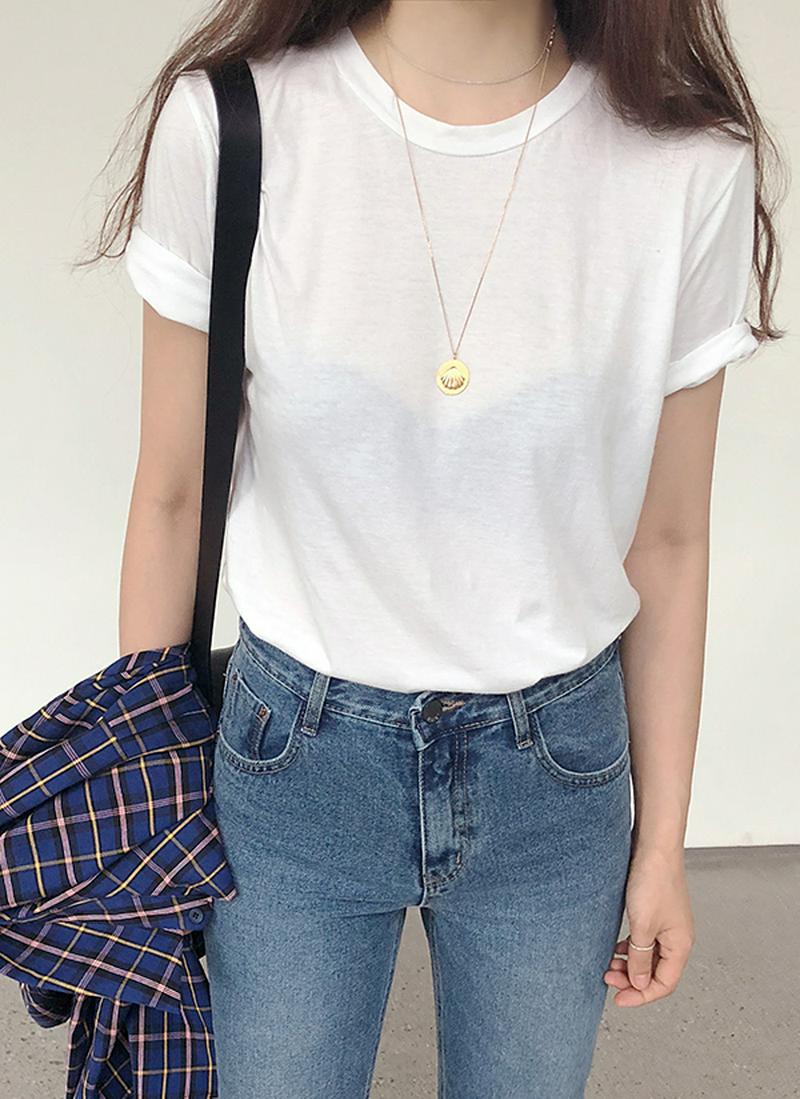 ラウンドネックコットンTシャツ