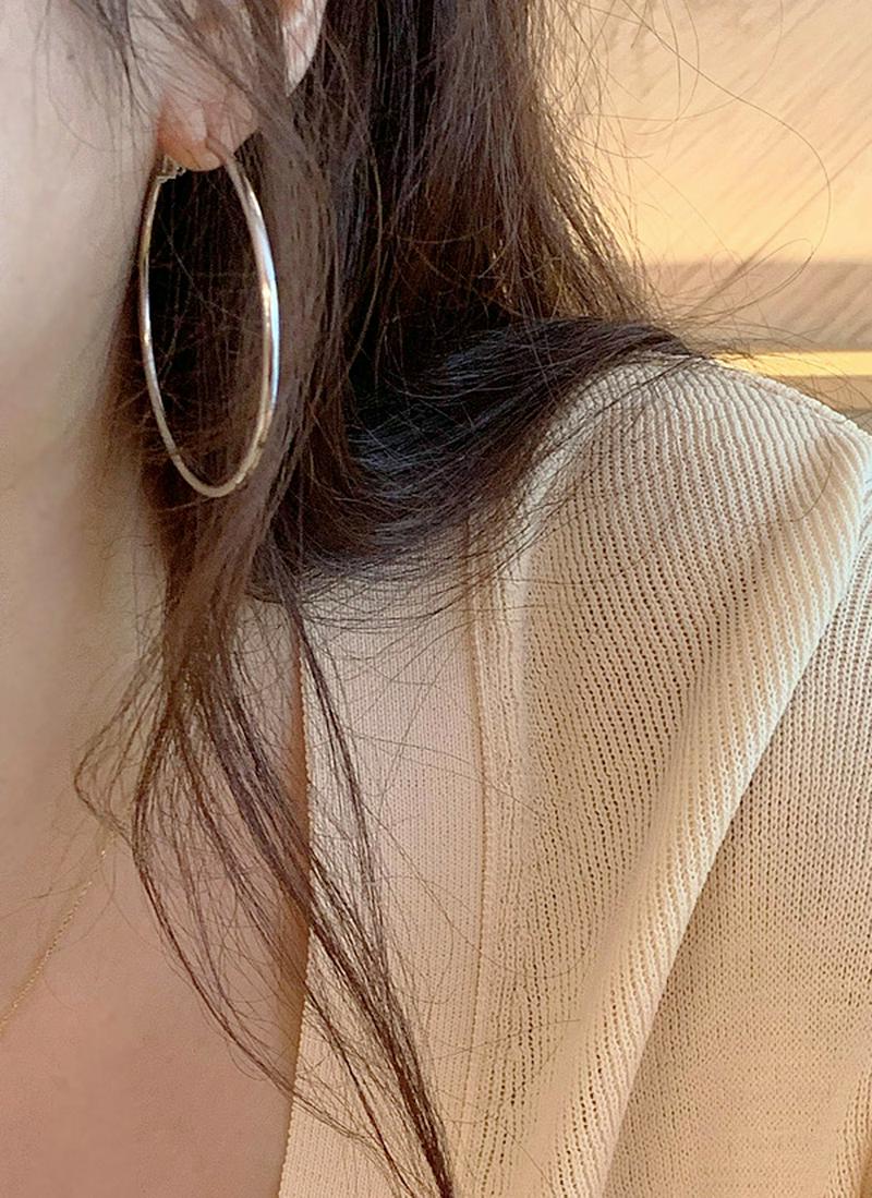 シンプルフープピアス