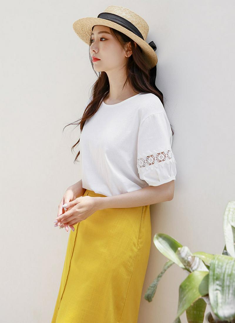 フラワーレースラインラウンドTシャツ