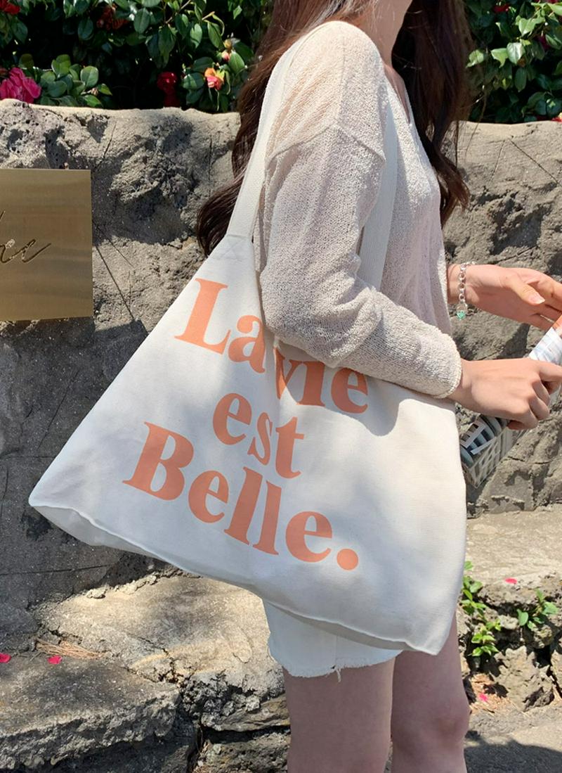 belleレタリングトートバック