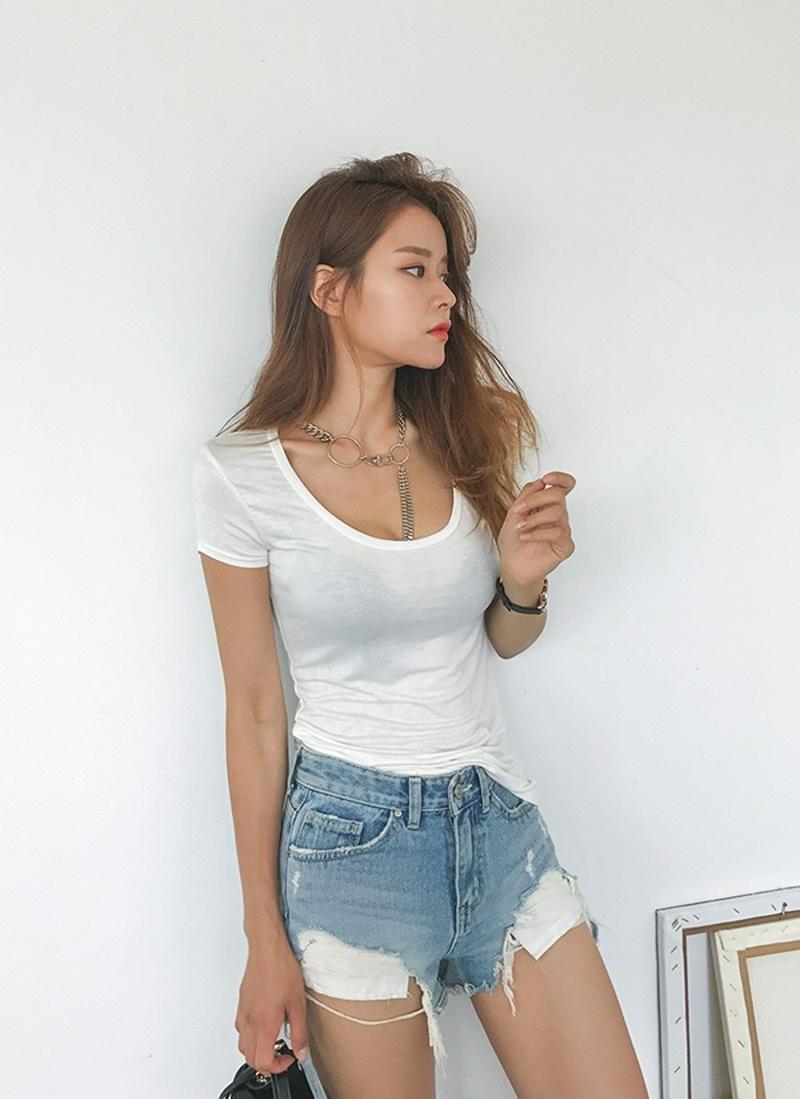 UネックミニマルTシャツ