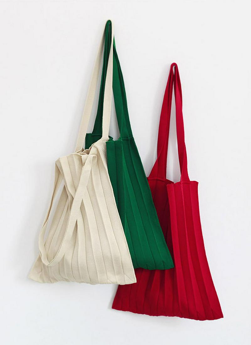 ニットプリーツバッグ