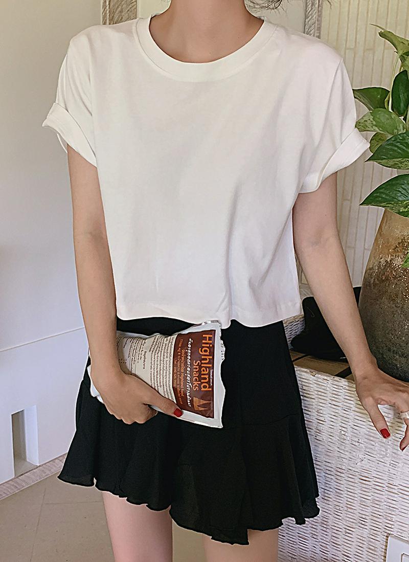 クロップドラウンドネックTシャツ