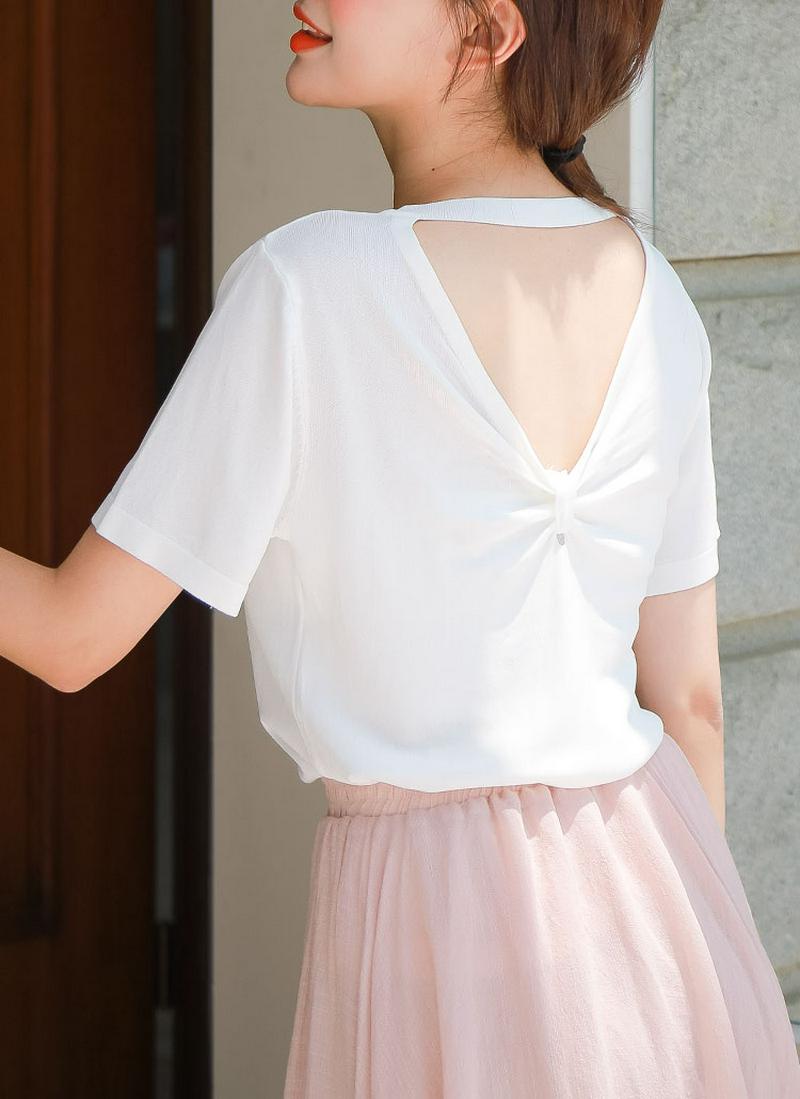 バックポイント半袖ニット