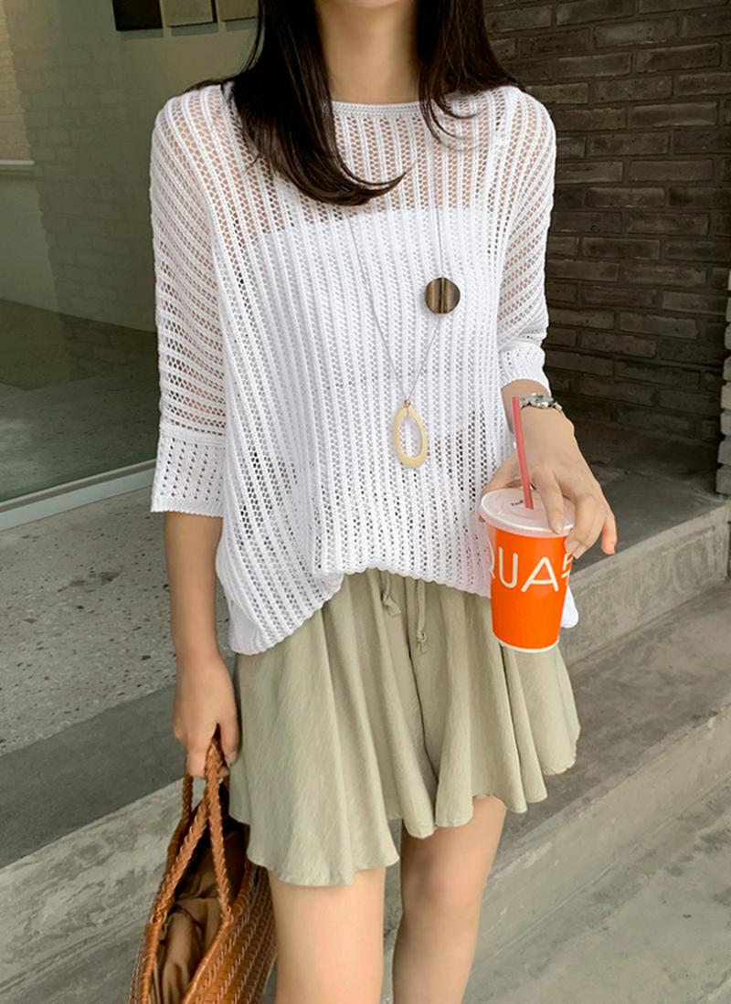 パンチングサマーニット