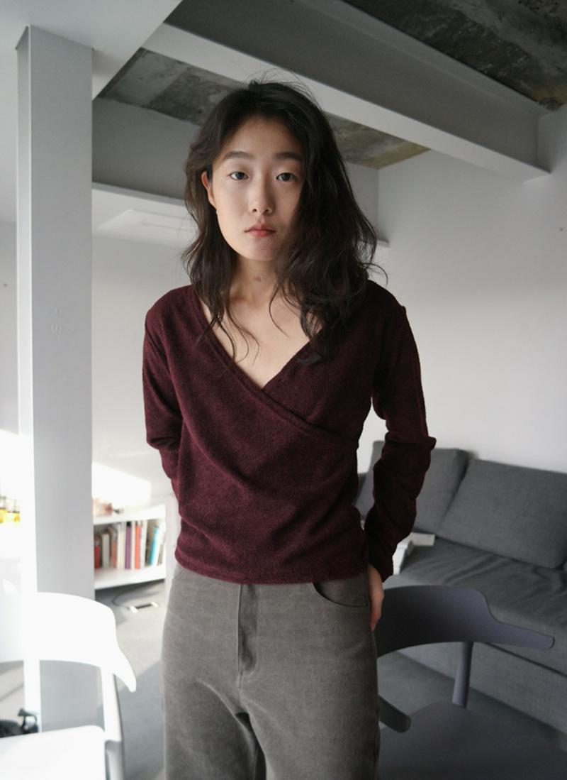 2TYPEラップVネックニット