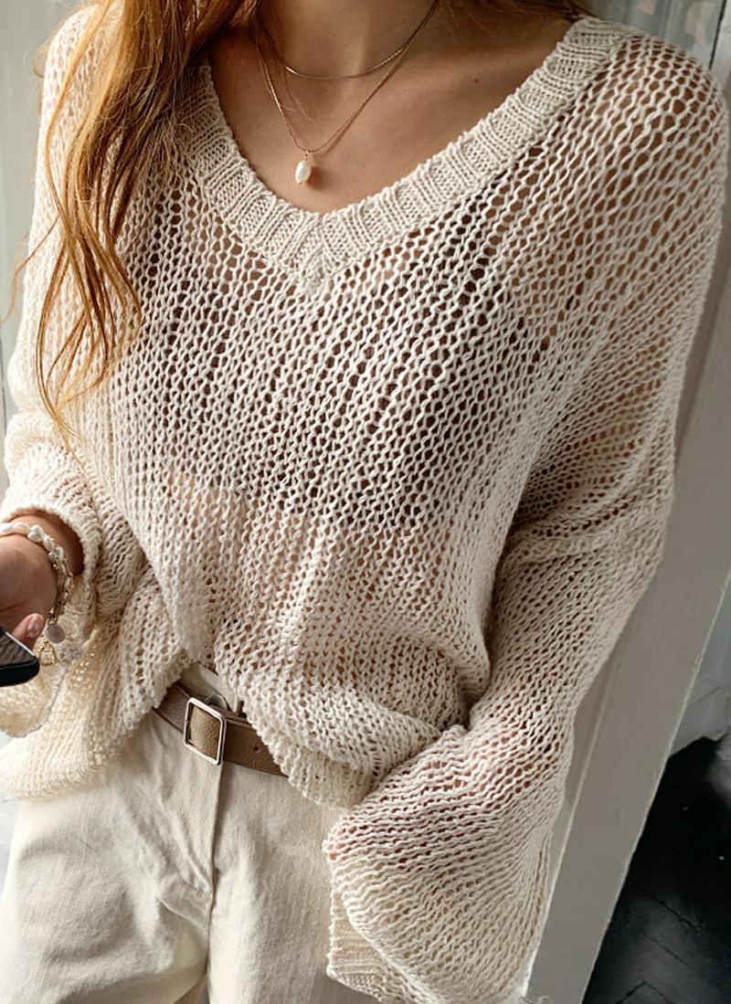 Vネックネットデザインニット