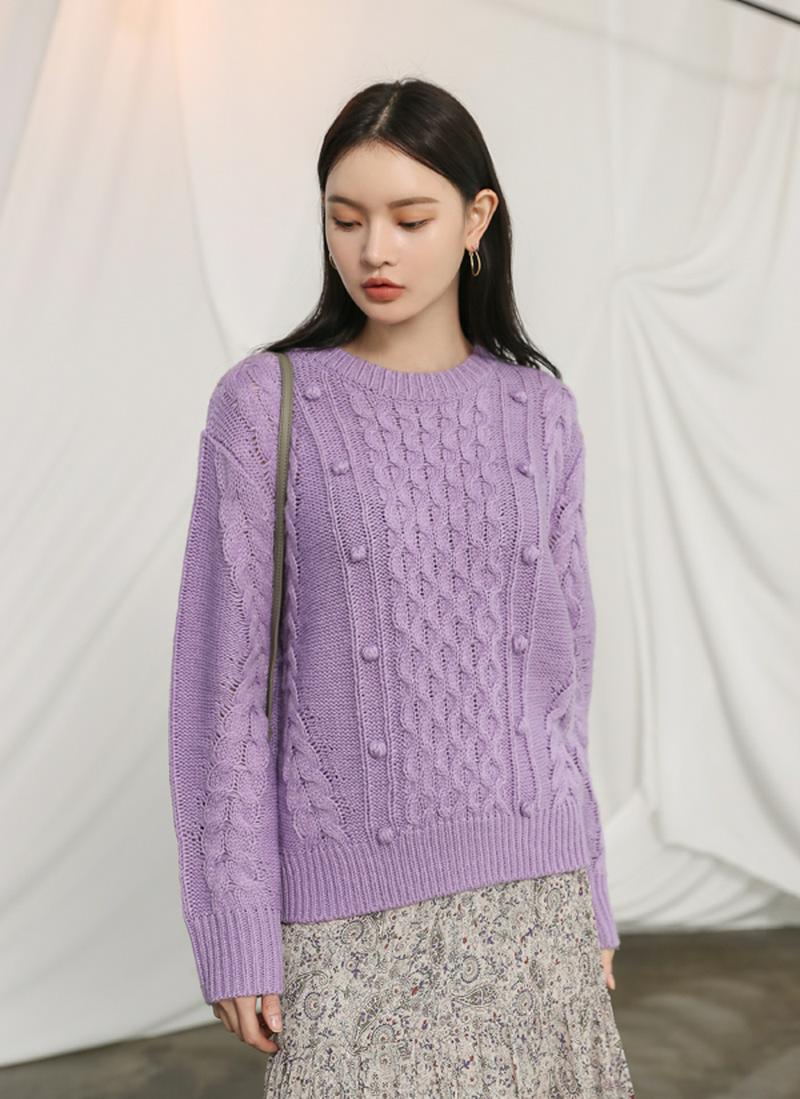 ポンポンケーブルニット