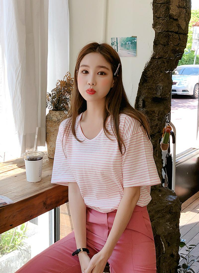 ハニーボーダーVネックTシャツ