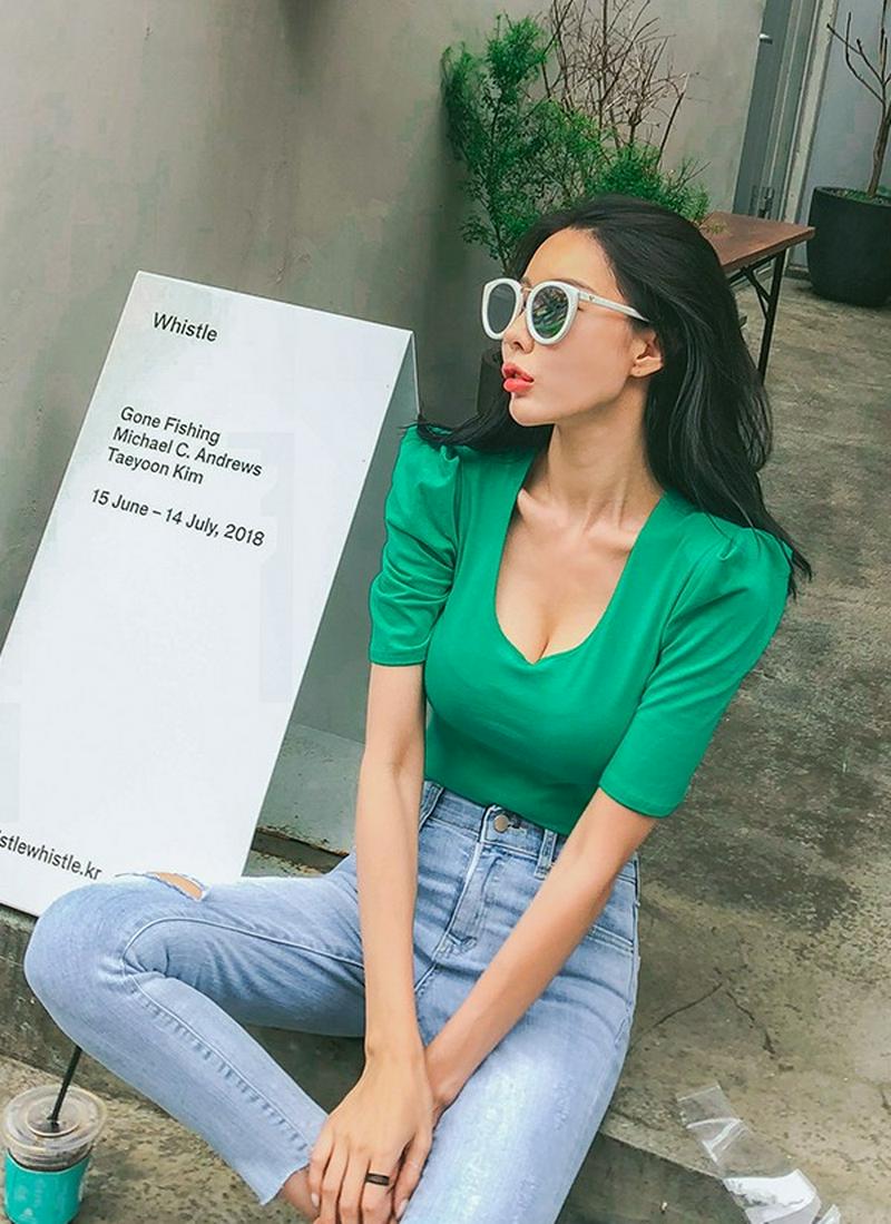 パワーショルダーTシャツ