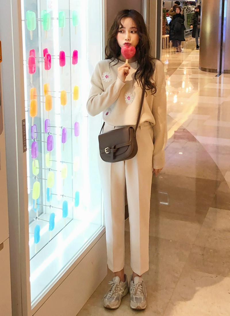 フラワーポイントニット