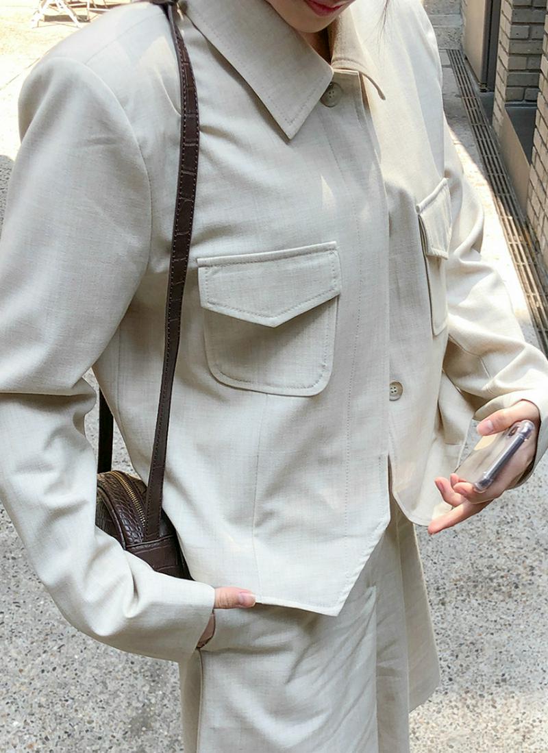 ヘムカットボタンカラージャケット