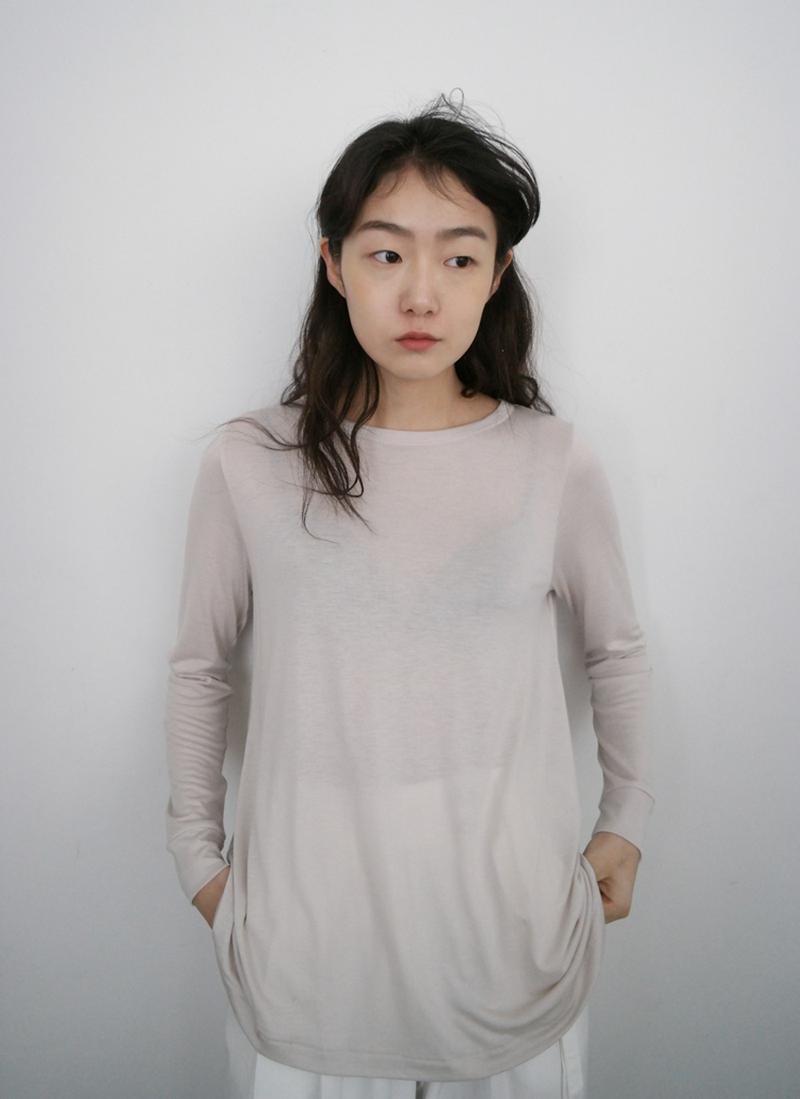 UネックテンセルTシャツ